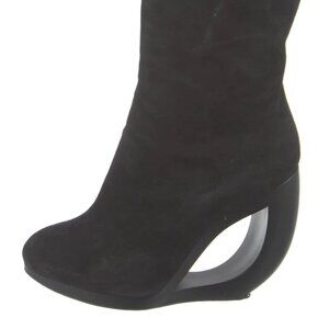 Manolo Blahnik Suede Boots US10, IT40